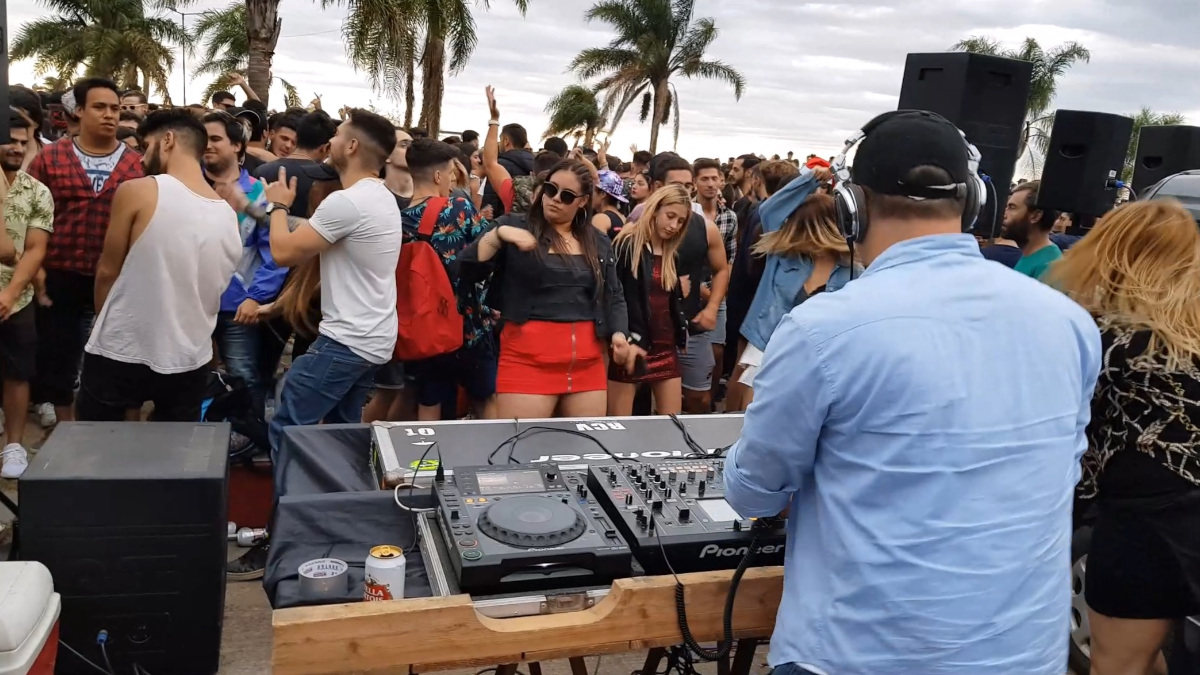 DJ WilD-LioN sesión electrónica